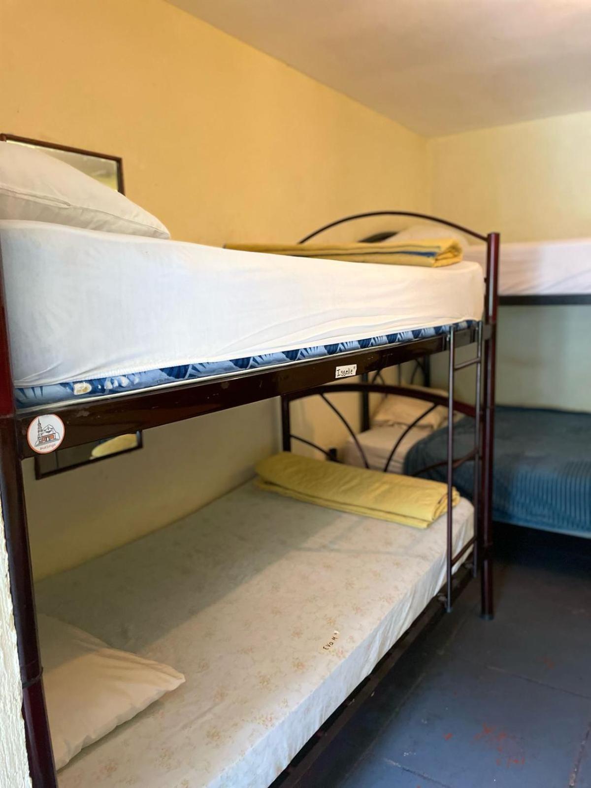 אנטיגואה גואטמלה Volko Party Hostel חדר תמונה